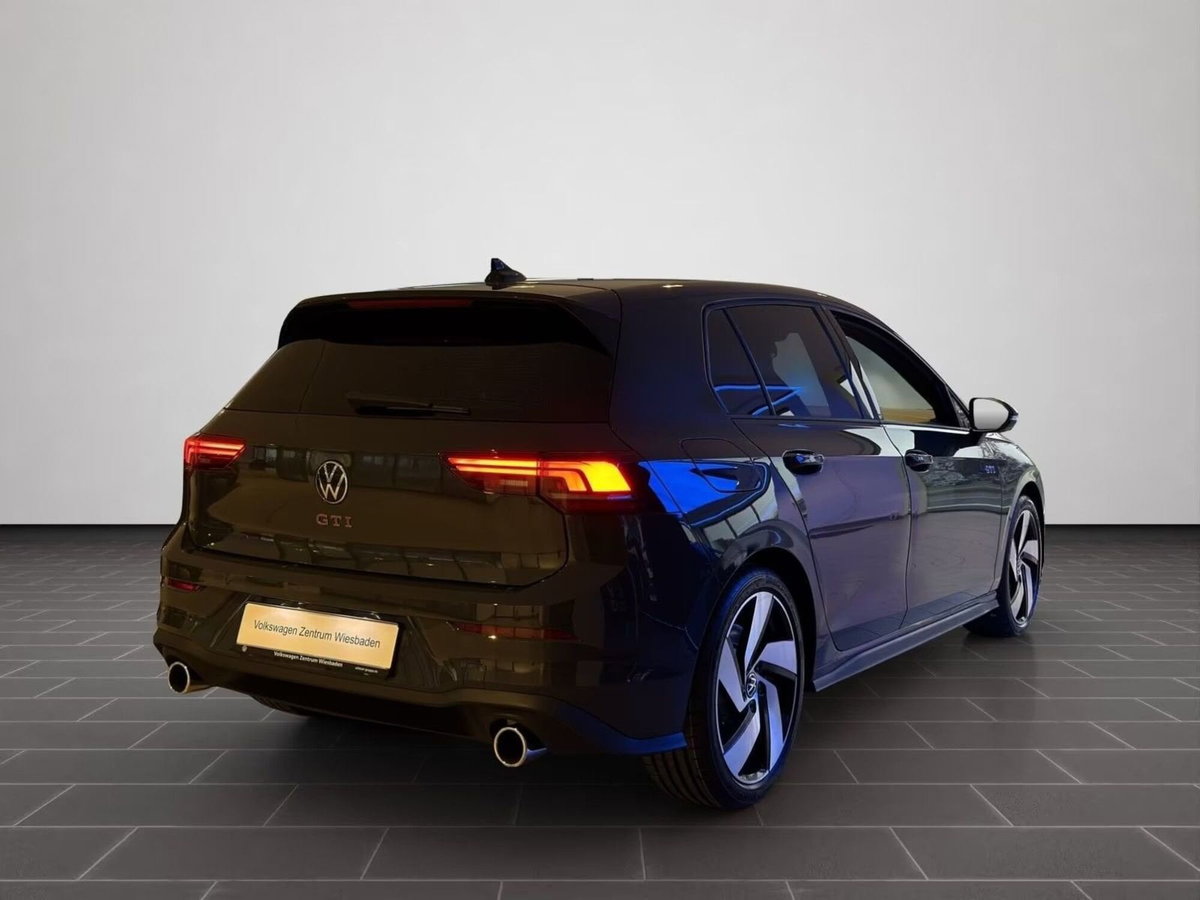 Volkswagen Golf GTI Clubsport 2.0 TSI DSG 5p. BlueMotion Technology (4)