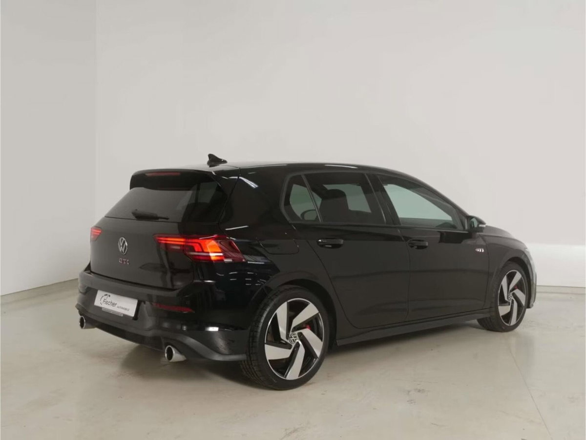 Volkswagen Golf GTI Clubsport 2.0 TSI DSG 5p. BlueMotion Technology (4)