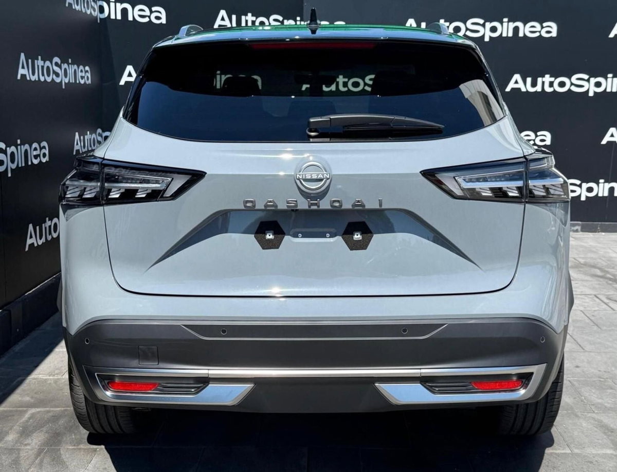 Nissan Qashqai 1.3 mhev Tekna 2wd 158cv (4)