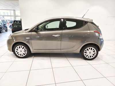 Lancia Ypsilon 1.3 MJT 16V 95 CV 5 porte S&S Gold (2)