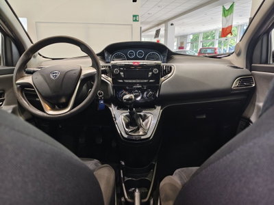 Lancia Ypsilon 1.3 MJT 16V 95 CV 5 porte S&S Gold (20)