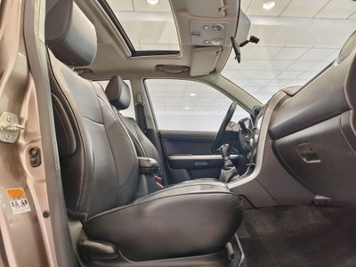 Suzuki Grand Vitara 1.9 DDiS 5 porte Offroad (13)