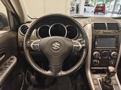 Suzuki Grand Vitara 1.9 DDiS 5 porte Offroad (19)