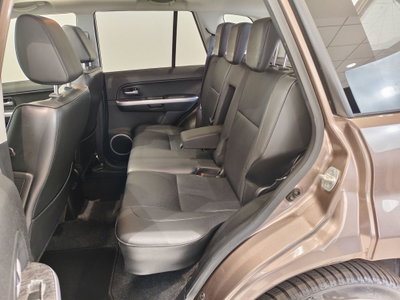 Suzuki Grand Vitara 1.9 DDiS 5 porte Offroad (5)