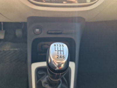 Renault Captur 1.5 dCi 8V 110 CV Start&Stop Energy R-Link (15)