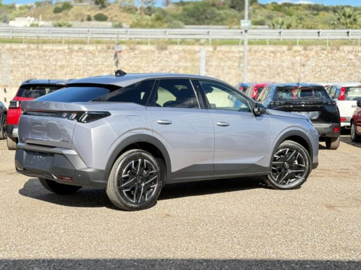 Peugeot 3008 1.2 hybrid Allure 145cv e-dcs6 (4)