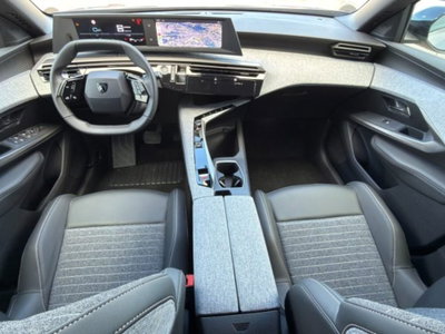 Peugeot 3008 1.2 hybrid Allure 145cv e-dcs6 (7)