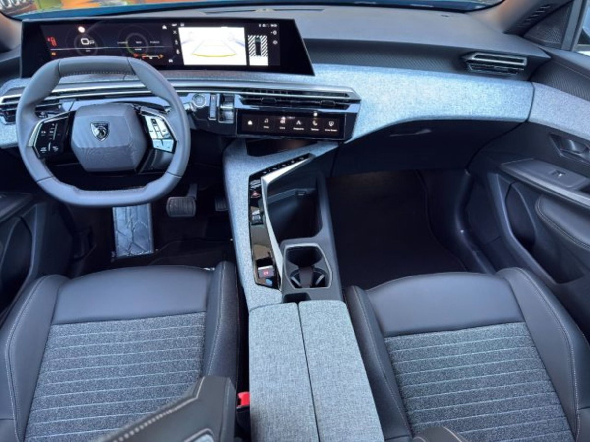 Peugeot 3008 1.2 hybrid Allure 145cv e-dcs6 (8)