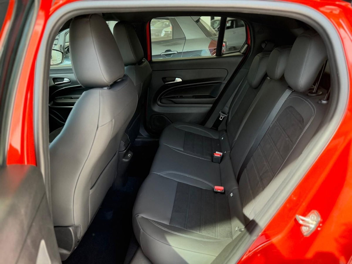 Fiat 600 1.2 hybrid La Prima 145cv auto (11)