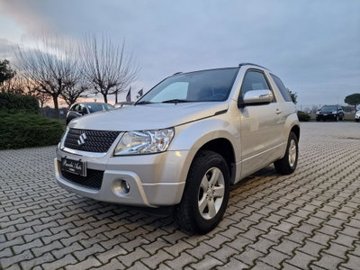 Suzuki Grand Vitara 1.9 DDiS 3 porte Offroad (2)