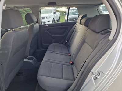 Volkswagen Golf 1.6 16V FSI 5p. Sportline (15)
