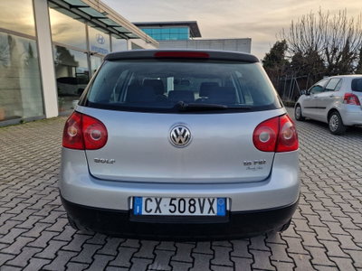 Volkswagen Golf 1.6 16V FSI 5p. Sportline (6)