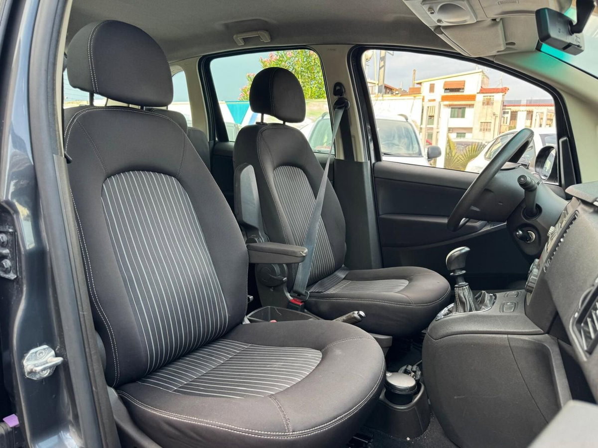Lancia Musa 1.4 Oro Ecochic GPL (10)