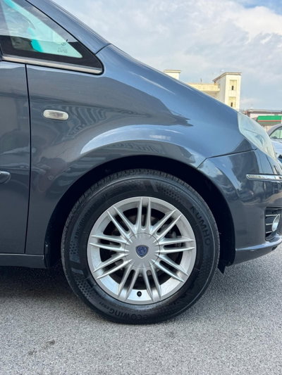 Lancia Musa 1.4 Oro Ecochic GPL (17)
