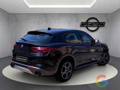 Alfa Romeo Stelvio Stelvio 2.0 Turbo 280 CV AT8 Q4 Ti (4)