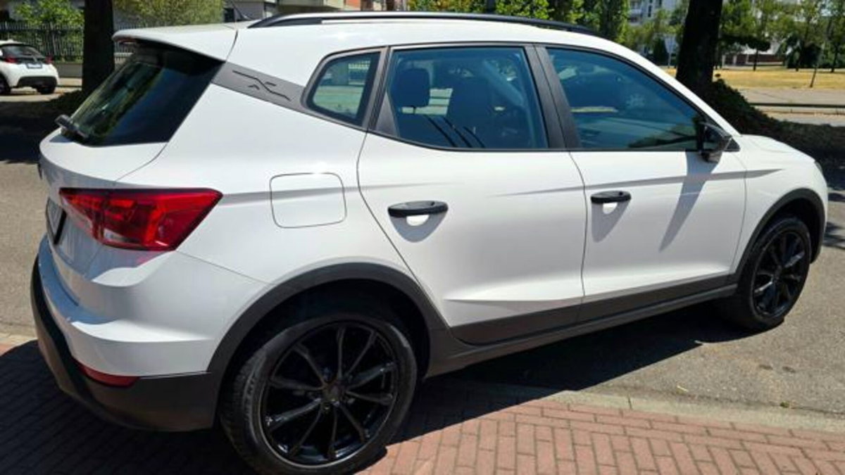 SEAT Arona 1.0 ecotsi Style 95cv (11)