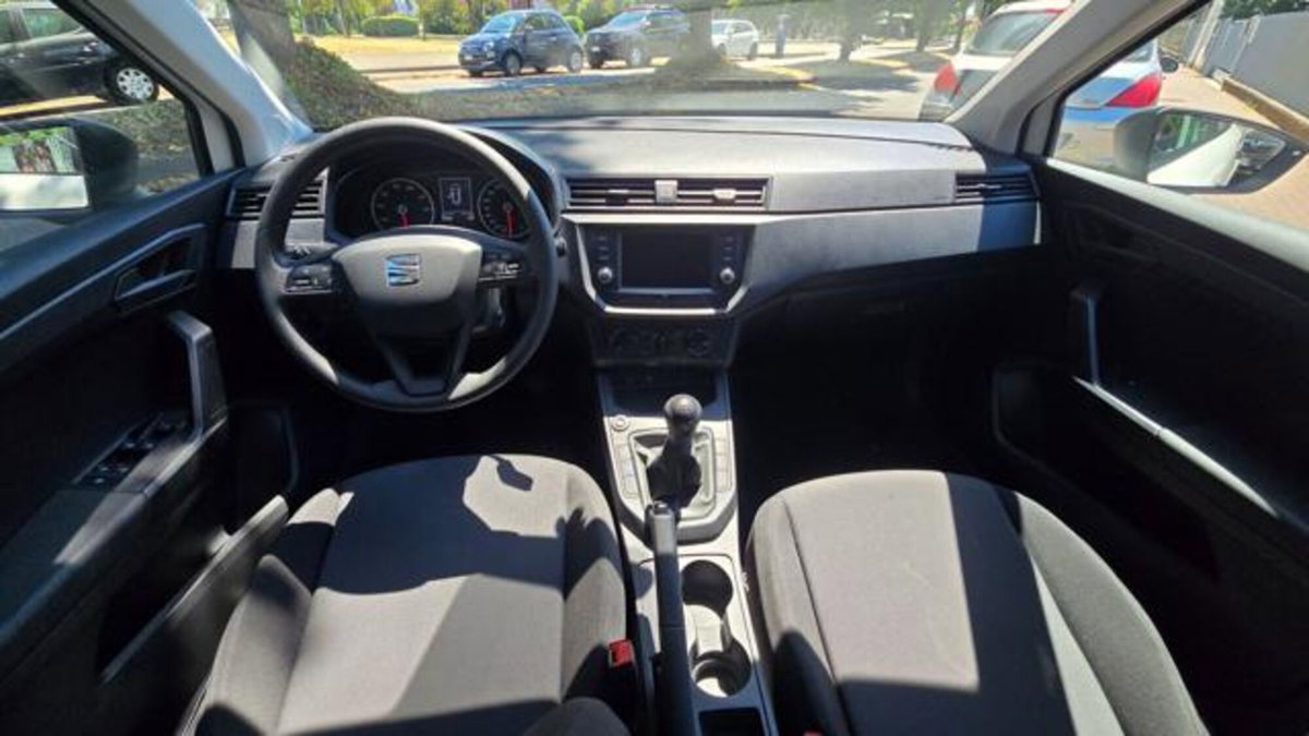 SEAT Arona 1.0 ecotsi Style 95cv (16)