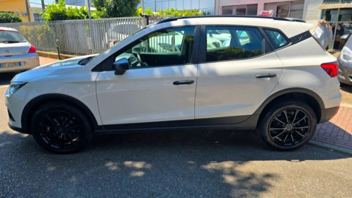 SEAT Arona 1.0 ecotsi Style 95cv (3)