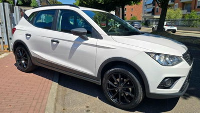 SEAT Arona 1.0 ecotsi Style 95cv (9)