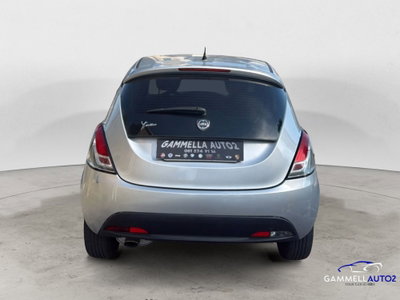 Lancia Ypsilon 1.2 69 CV 5 porte Gold (4)