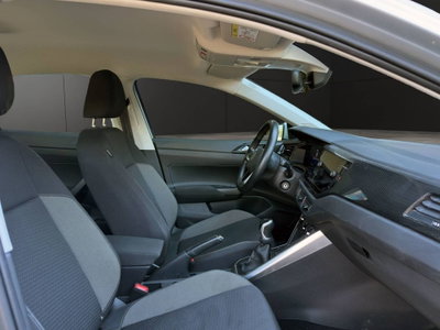 Volkswagen Polo 1.0 tsi Life 95cv (10)