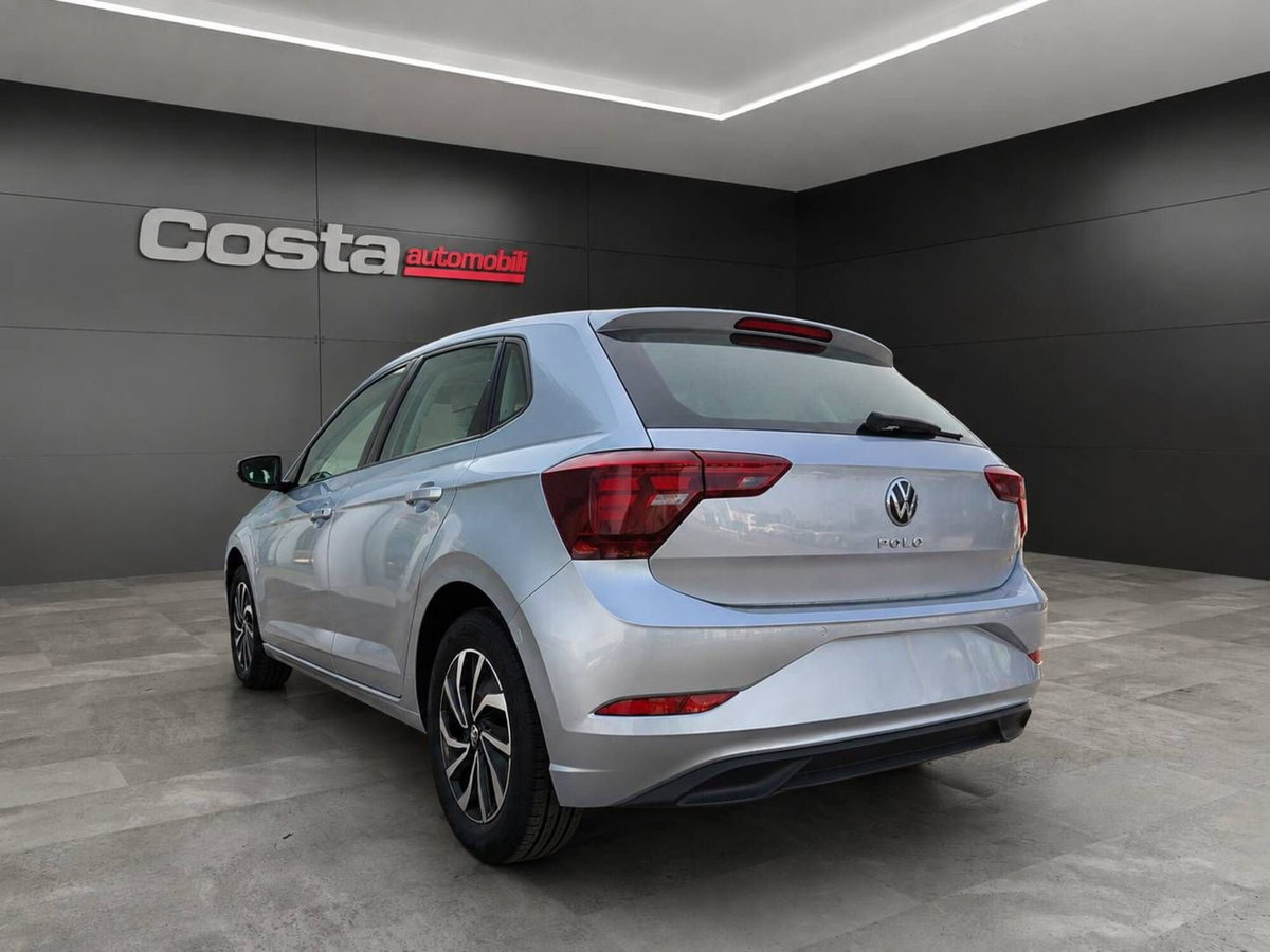 Volkswagen Polo 1.0 tsi Life 95cv (4)