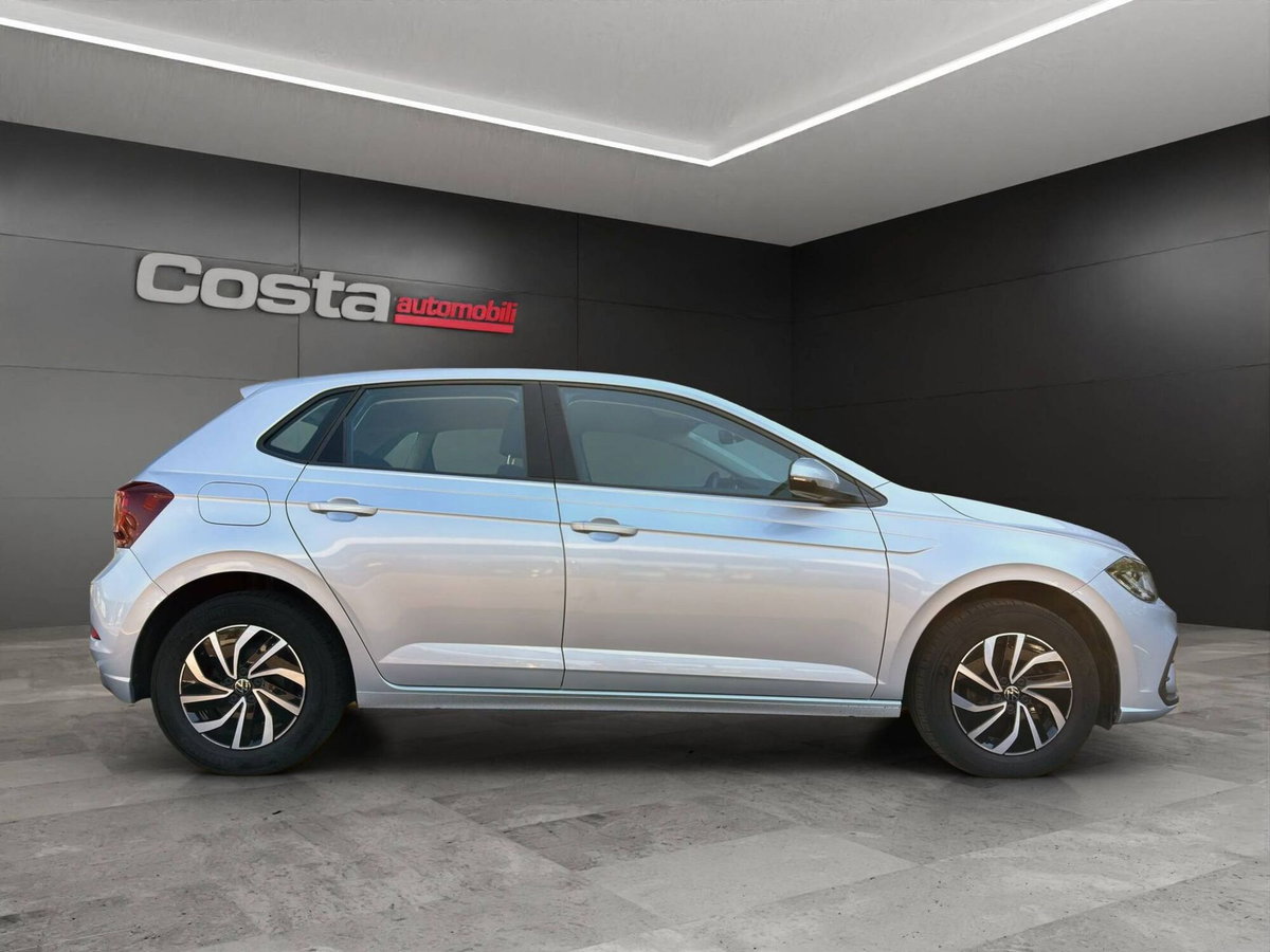 Volkswagen Polo 1.0 tsi Life 95cv (7)