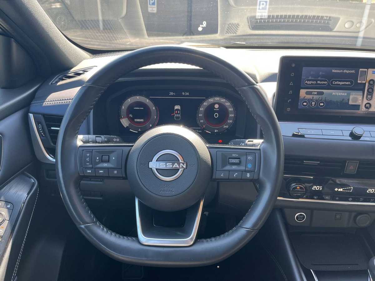 Nissan Qashqai 1.3 mhev Tekna 2wd 140cv (11)