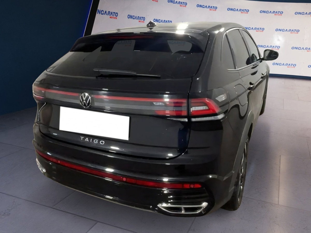 Volkswagen Taigo 1.0 tsi R-Line 115cv (4)