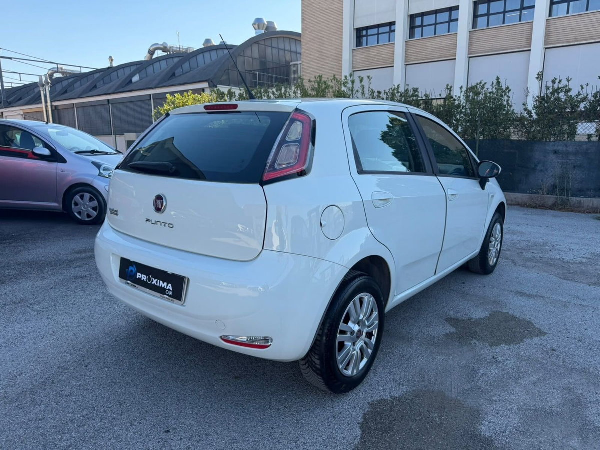Fiat Punto 1.4 8V 5 porte Natural Power Easy (6)