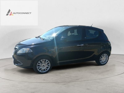 Lancia Ypsilon 1.2 69 CV 5 porte Platinum (2)