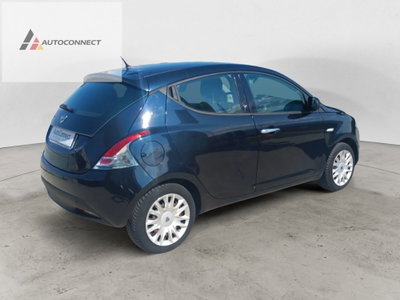 Lancia Ypsilon 1.2 69 CV 5 porte Platinum (6)