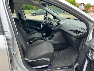 Peugeot 208 75 5 porte Allure (9)