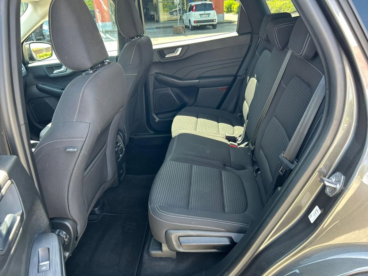 Ford Kuga 1.5 EcoBlue 120 CV aut. 2WD ST-Line X Design (9)