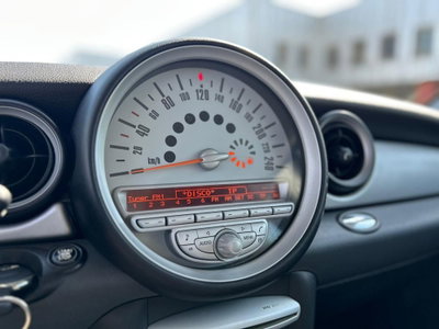 MINI Mini Clubman 1.6 16V Cooper D Clubman (15)
