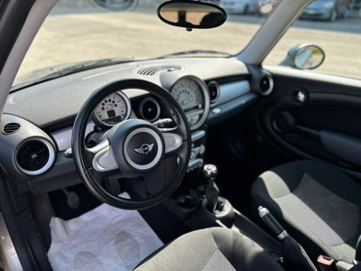 MINI Mini Clubman 1.6 16V Cooper D Clubman (8)