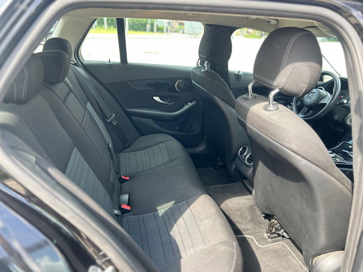 Mercedes-Benz Classe C Station Wagon 220 d Premium (9)
