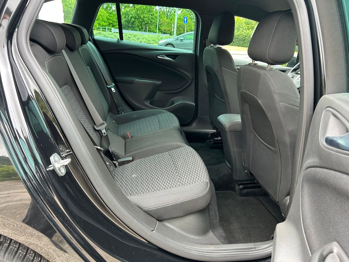 Opel Astra Station Wagon 1.6 CDTi 136CV Start&Stop Sports Dynamic (11)