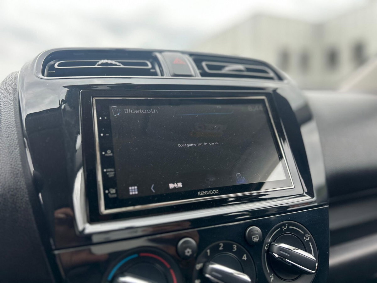 Mitsubishi Space Star 1.0 ClearTec Intense NAVI (15)