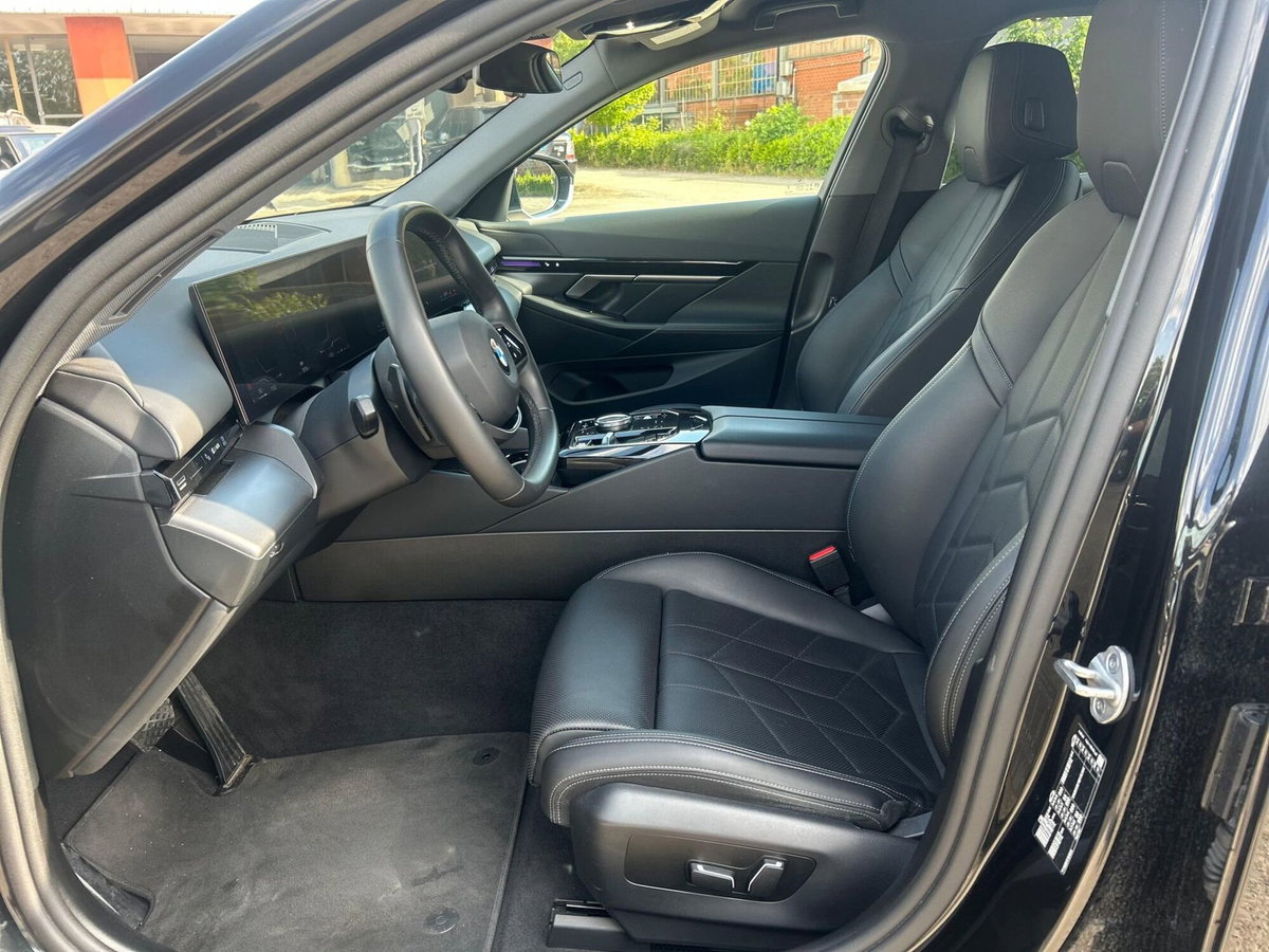 BMW Serie 5 520d 48V sdrive auto (10)
