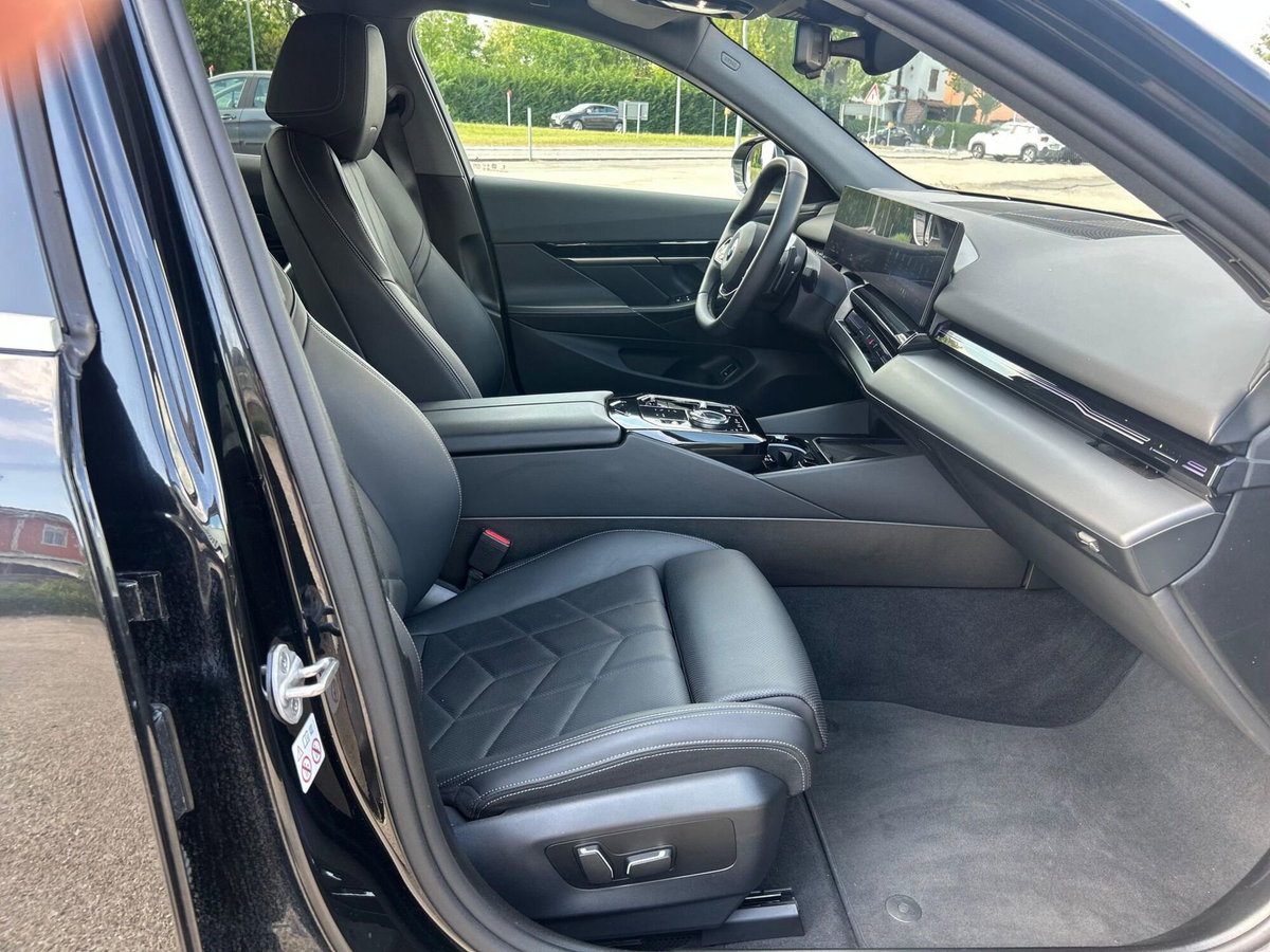 BMW Serie 5 520d 48V sdrive auto (13)