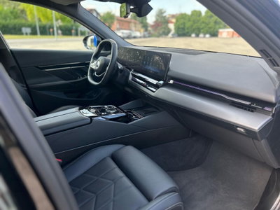 BMW Serie 5 520d 48V sdrive auto (14)