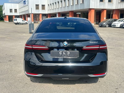BMW Serie 5 520d 48V sdrive auto (5)