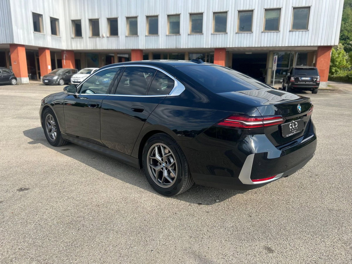 BMW Serie 5 520d 48V sdrive auto (6)