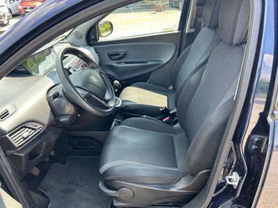 Lancia Ypsilon 1.2 69 CV 5 porte GPL Ecochic Gold (8)
