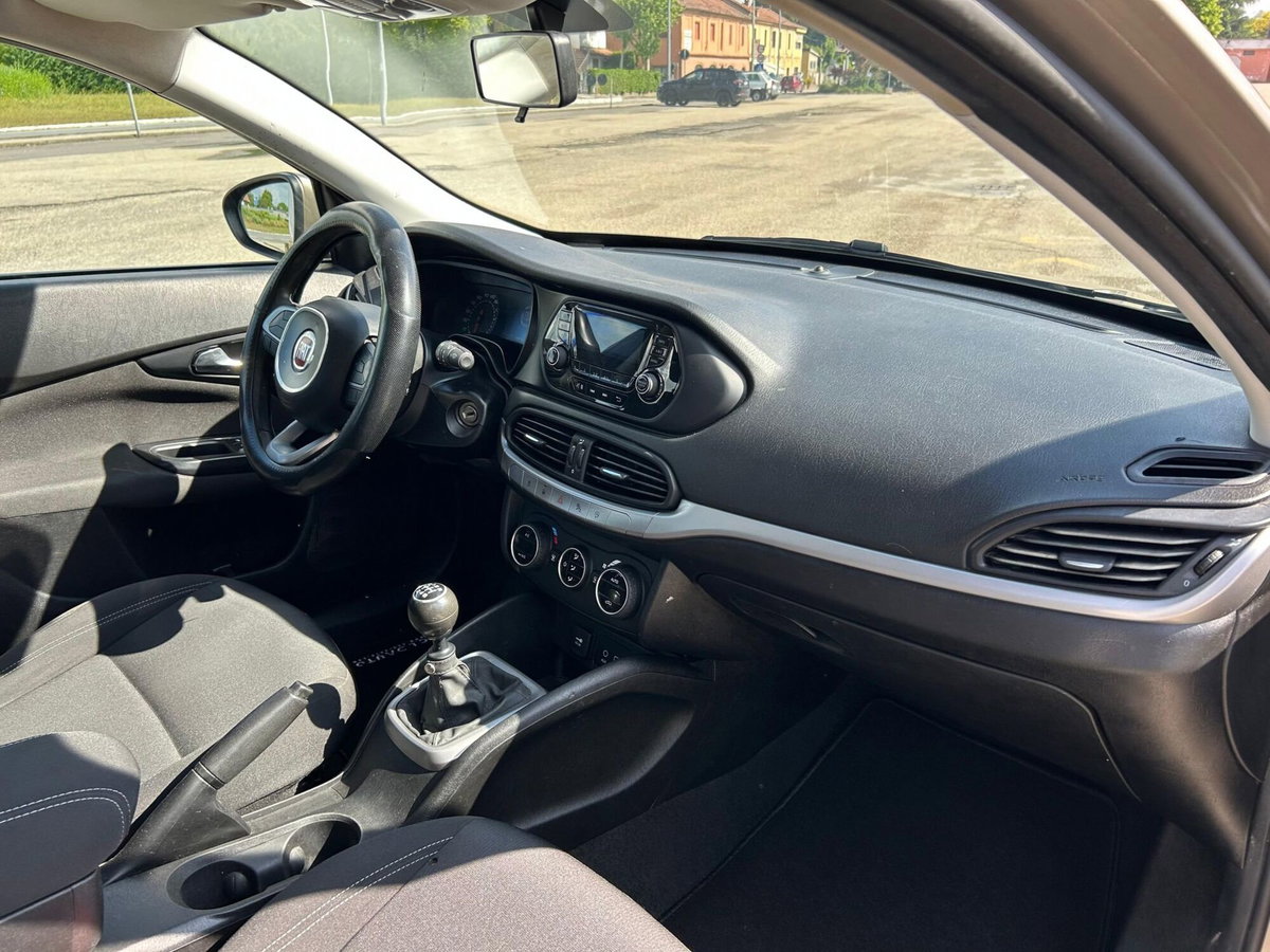 Fiat Tipo Station Wagon Tipo 1.6 Mjt S&S SW S-Design (9)