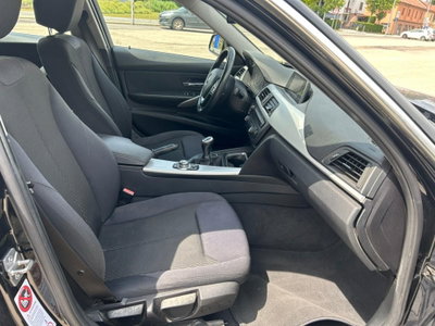 BMW Serie 3 Touring 316d (11)