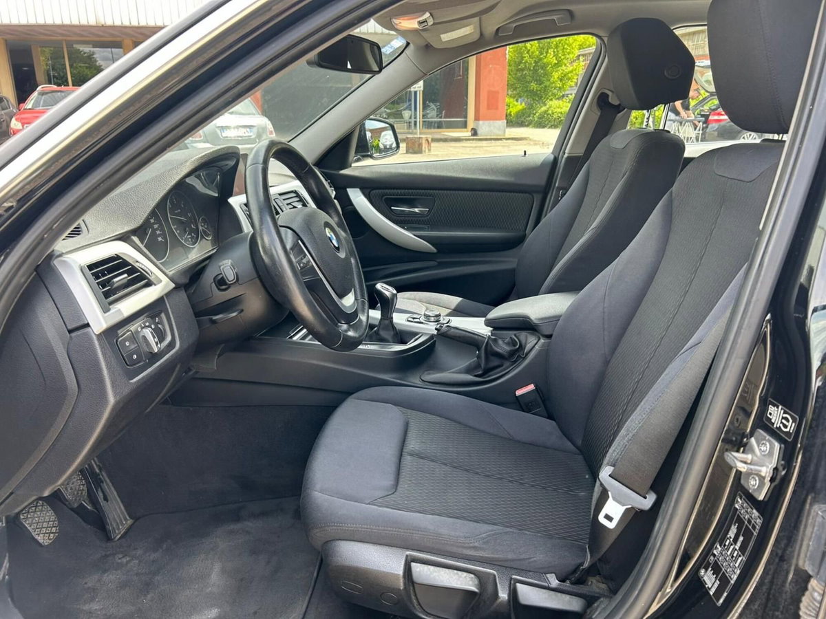 BMW Serie 3 Touring 316d (8)