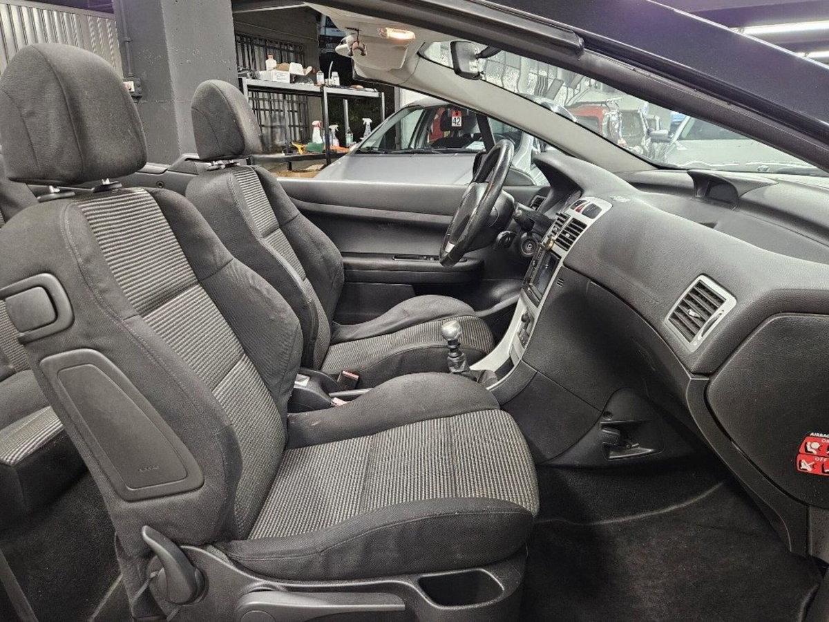 Peugeot 307 Cabrio 16V HDi FAP CC Australian (12)