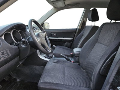 Suzuki Grand Vitara 1.9 DDiS 5 porte Crossover (8)